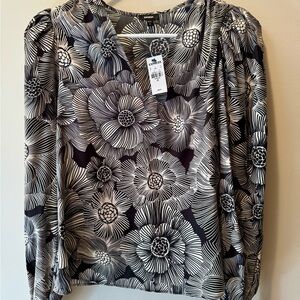 Express Gray Long Sleeve V-Neck Graphic Blouse
